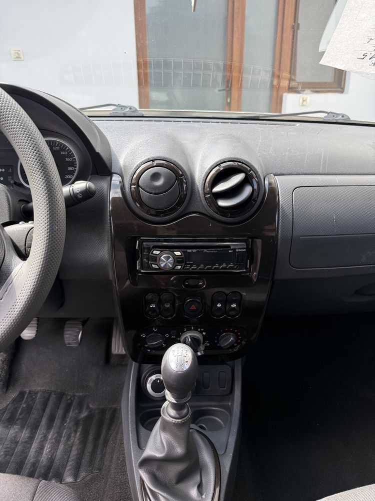 Vand Dacia Duster 4x4