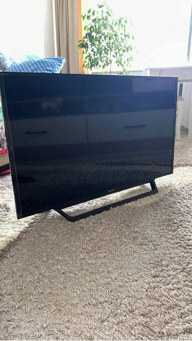 Продаю телевизор !