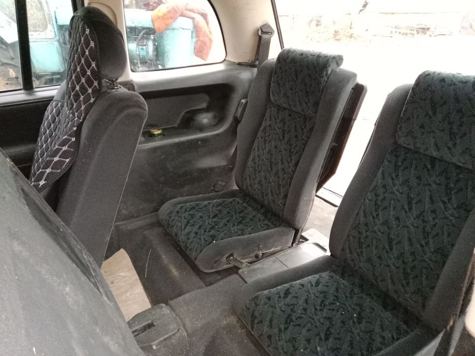 Продам опель зафира в хорошем достояние очень надежный авто ,семи мест