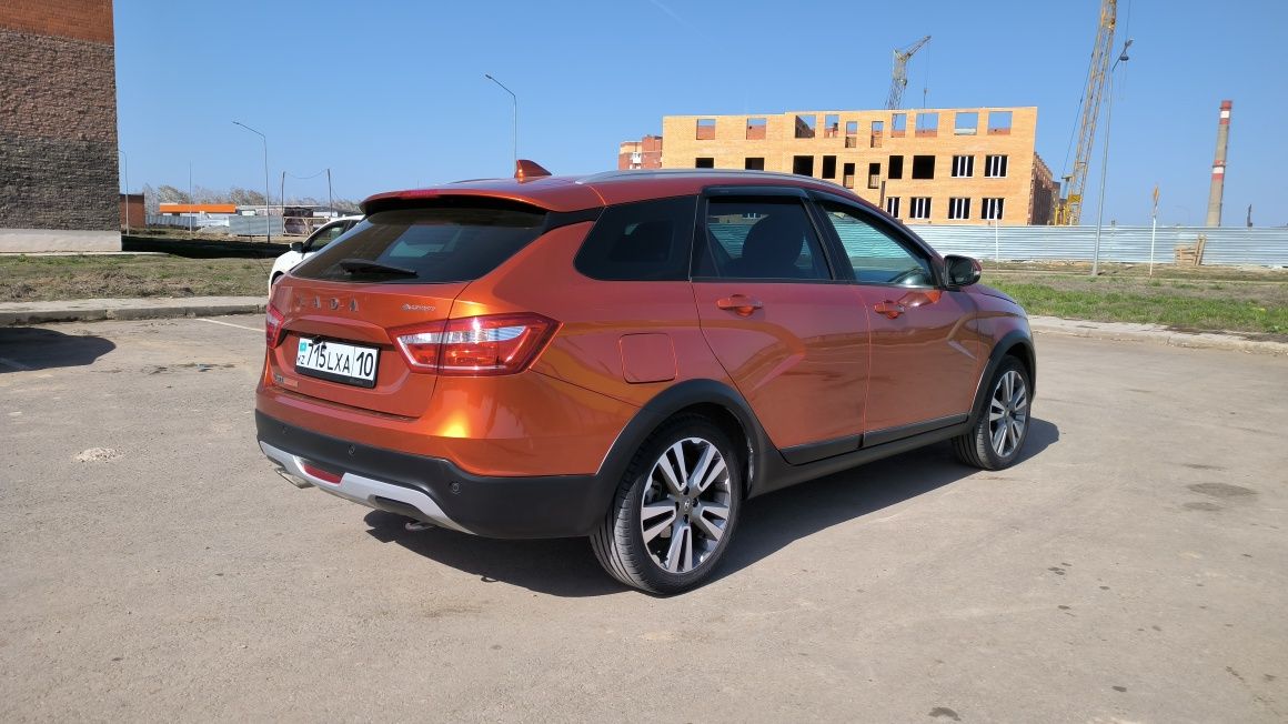 Lada vesta sw cross