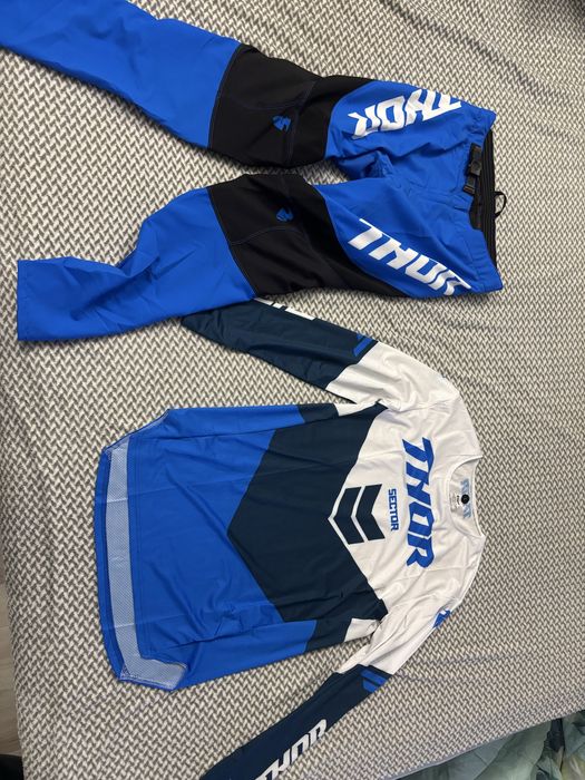 Екипи за моторкрос