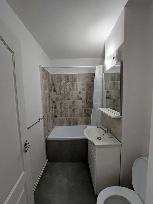 Garsonieră de închiriat