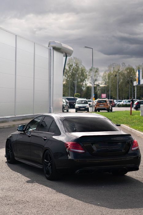 Mercedes E63s AMG