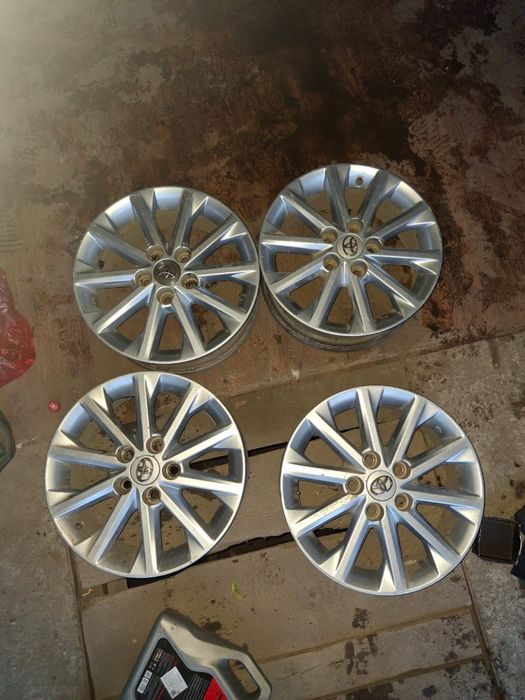 Диск на камрий  R 16 продам