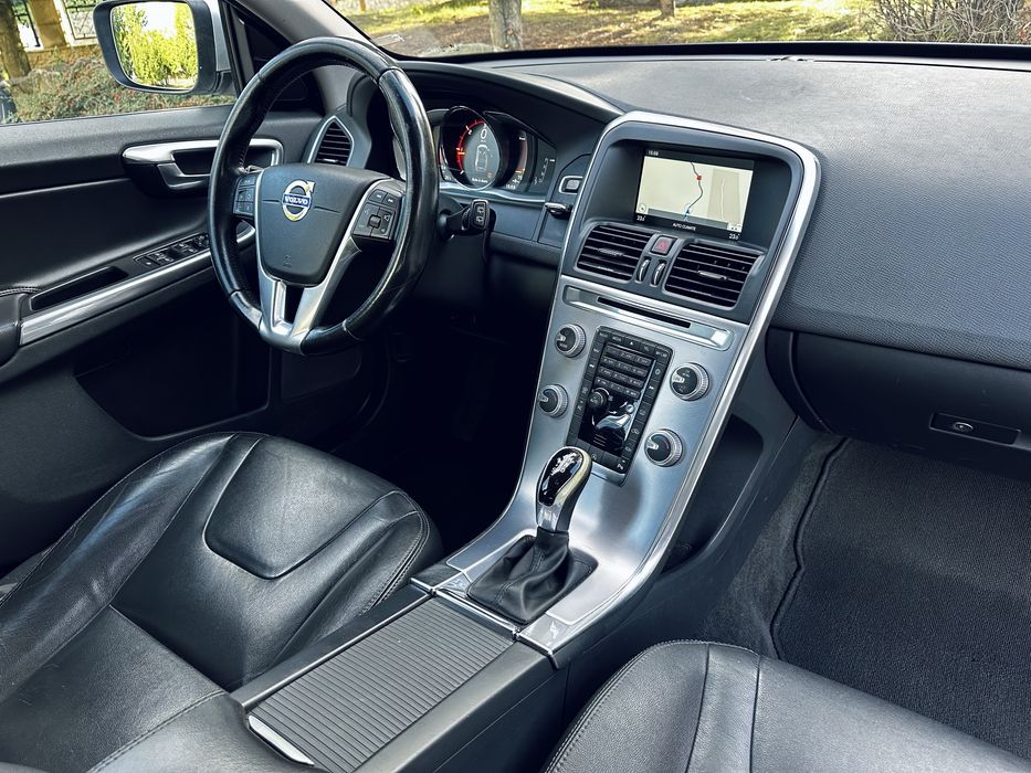 Volvo Xc60 Facelift 2.0 Diesel Xenon Piele Navi Automatic 08.2016