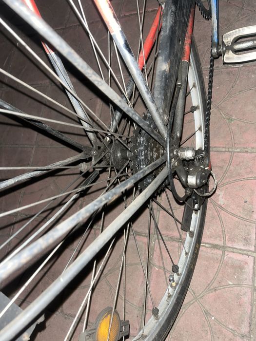 Vand bicicleta atala cu schimbaror