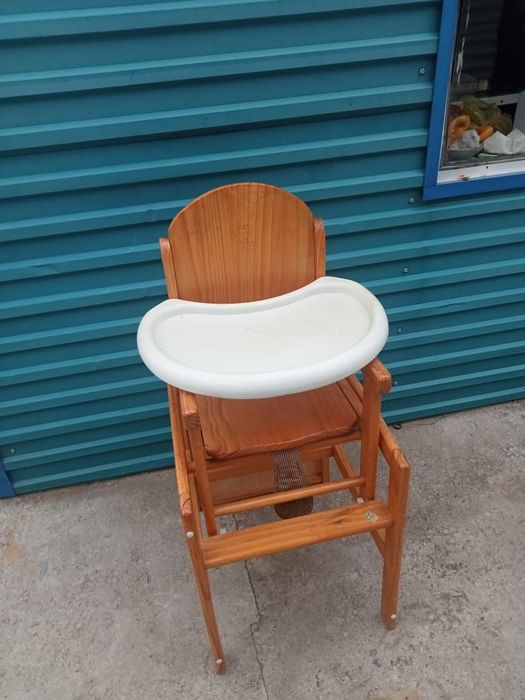 Детский стул для кормления