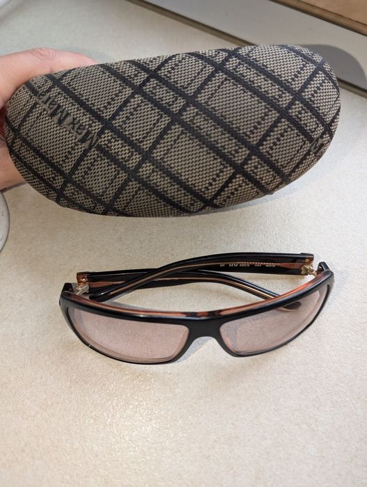 Vând ochelari de soare Max Mara