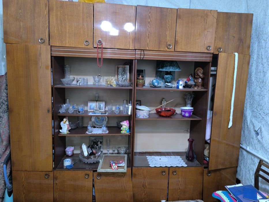 Продам два шкафа