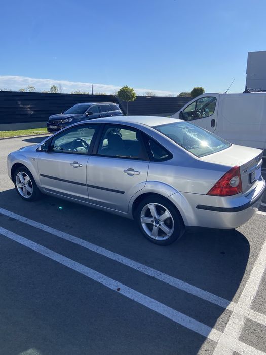 Ford focus 1.6 benzina