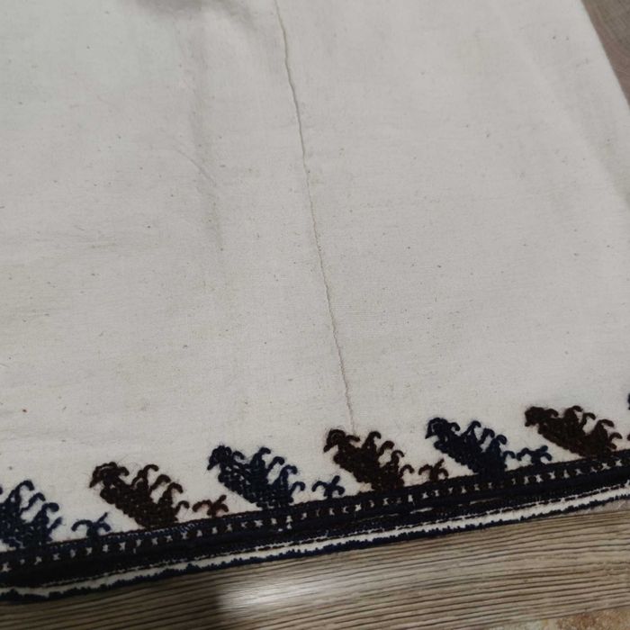 Продавам дамска риза за хърцойска носия