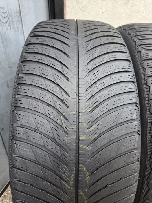 Vând patru anvelope de iarna michelin pilot alpin.  225 55 18 dot 2123