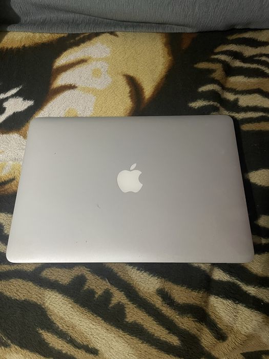 Vand macbook air 2015