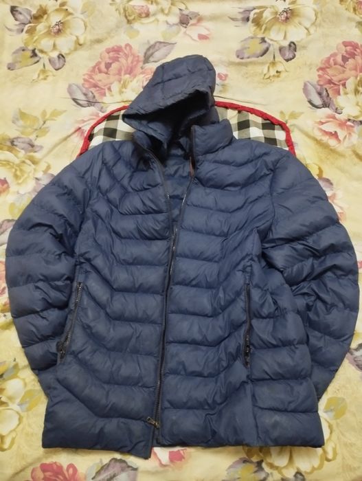 Продам куртки подростковые