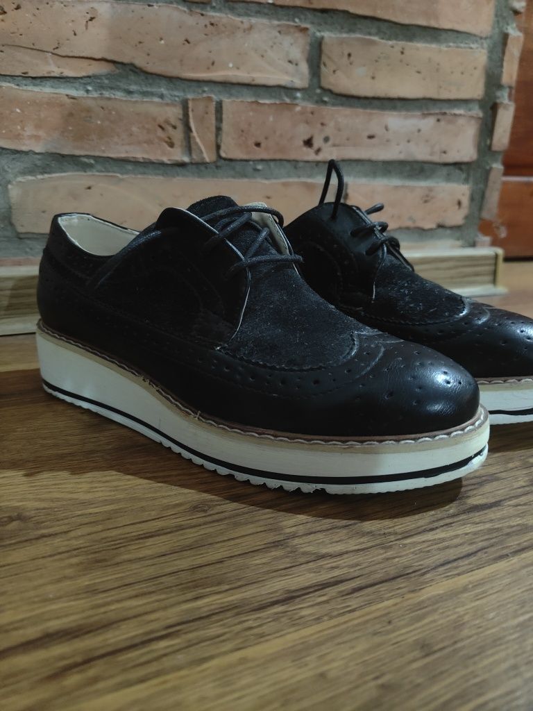 Pantofi tip Oxford