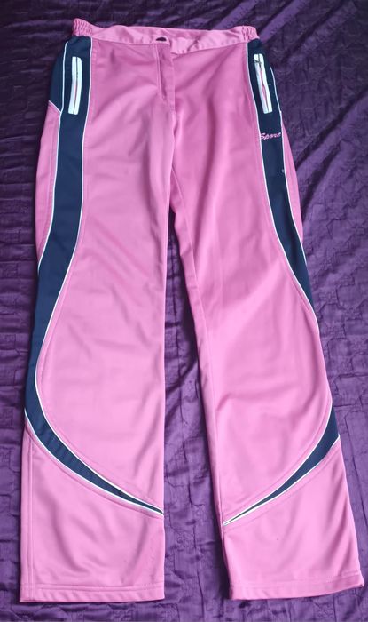 Дамски спортни екипи