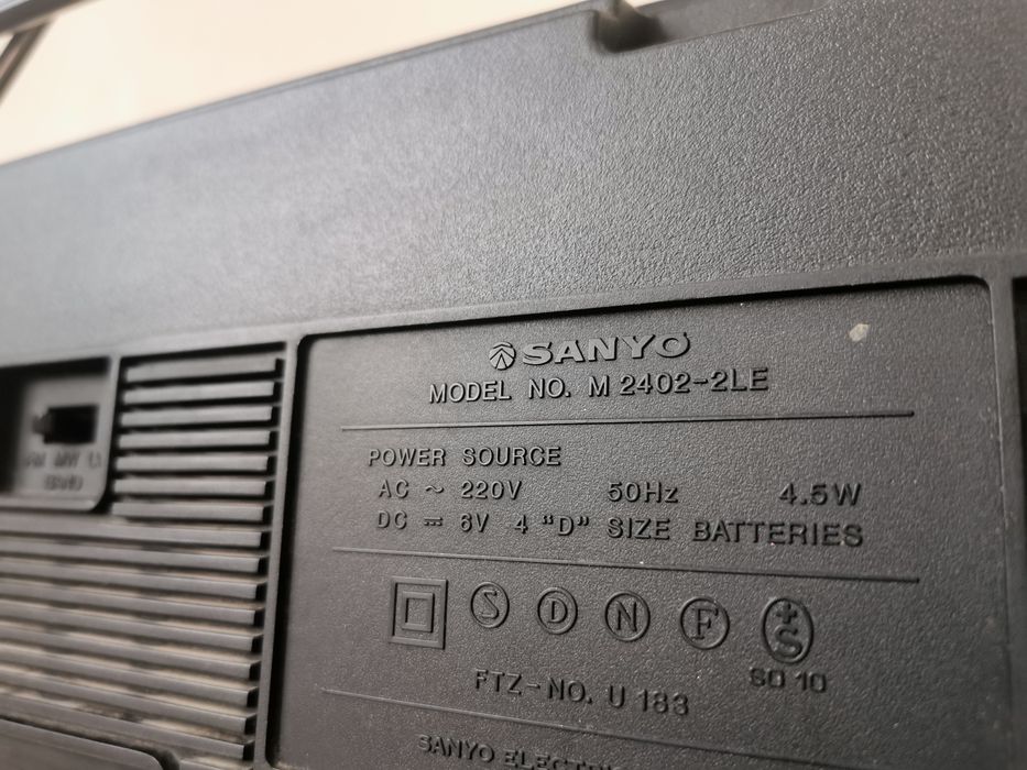 M 2402-2LE original Sanyo
