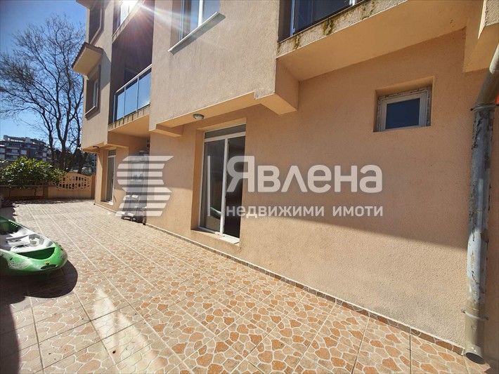 Студио до централния плаж на Лозенец