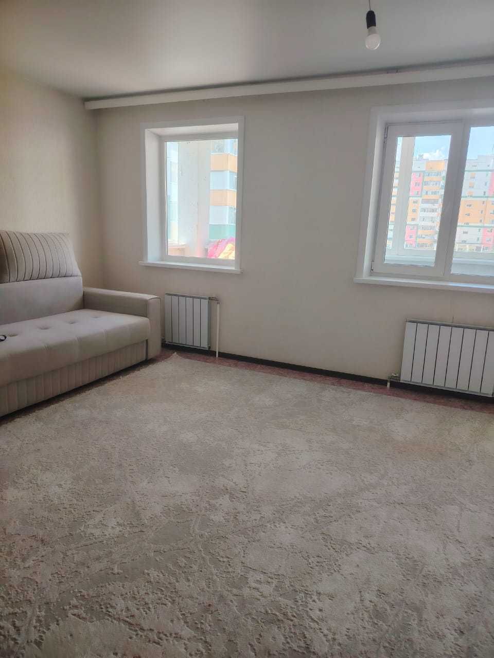 Продам улучшенную 3-комнатную  квартиру в мкр.Аэропорт