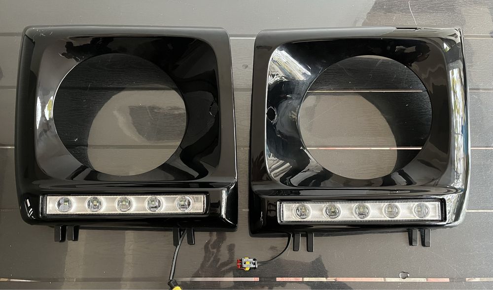Carcasa Faruri OE Mercedes G w463 Lumini de Zi DRL