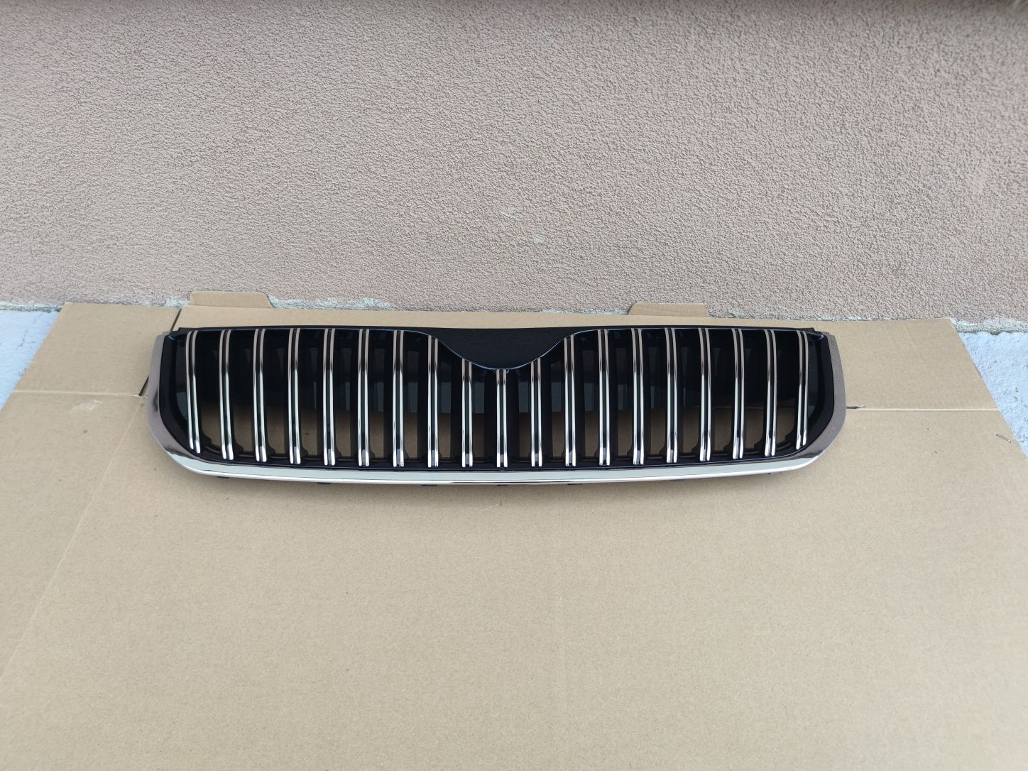 Grila radiator Skoda Superb 2 crom 2008-2013