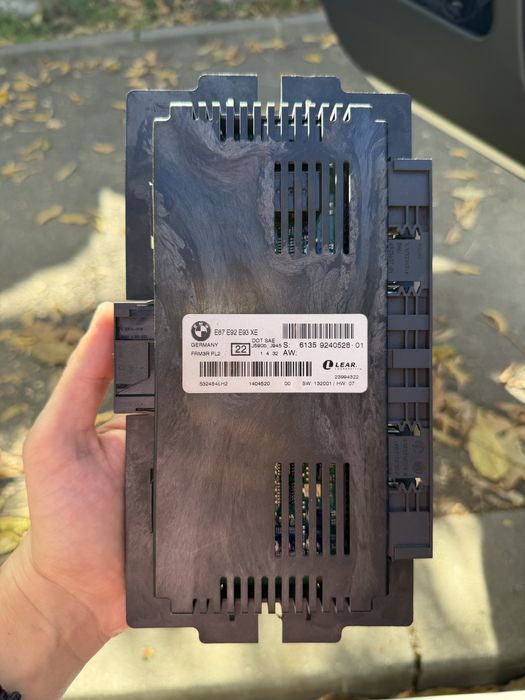 Modul FRM3 R BMW COD PIESA 6135 9263798 - 01