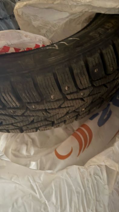 Зимние шины 185/60R15