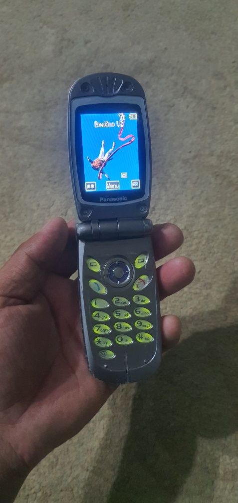 Telefon sotiladi Retro