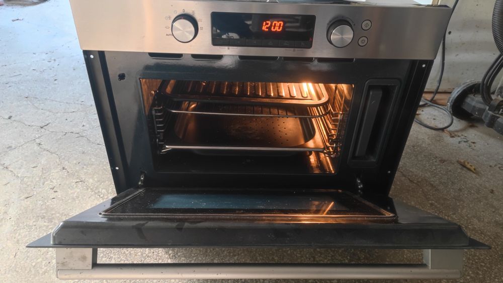 Парна фурна за вграждане Samsung