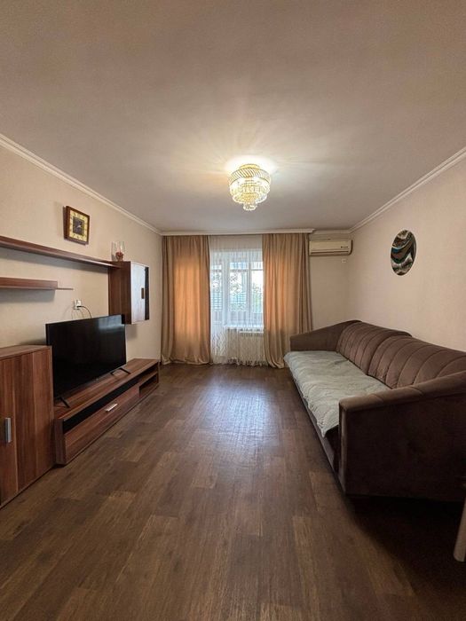 Сдается 3-х комнатная квартира в центре города