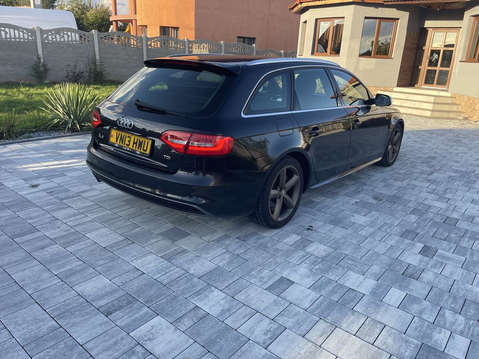 Audi A4 S Line 2.0 143 2013