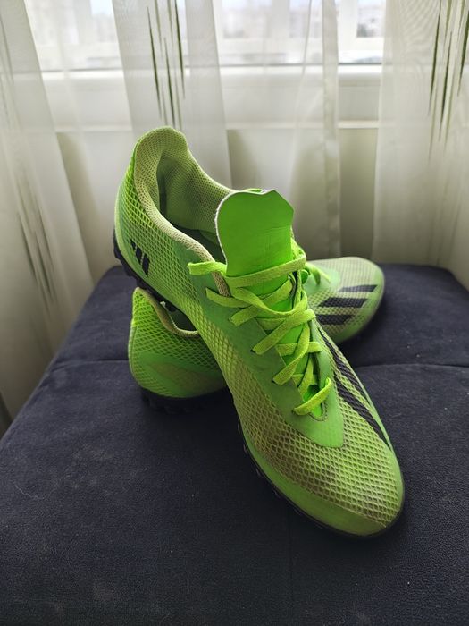 Продавам стоножки adidas номер 42 2/3