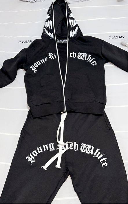 Trening Young Rich White