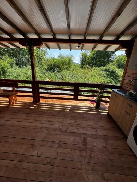 Изграждане на дървени навеси/бунгало/