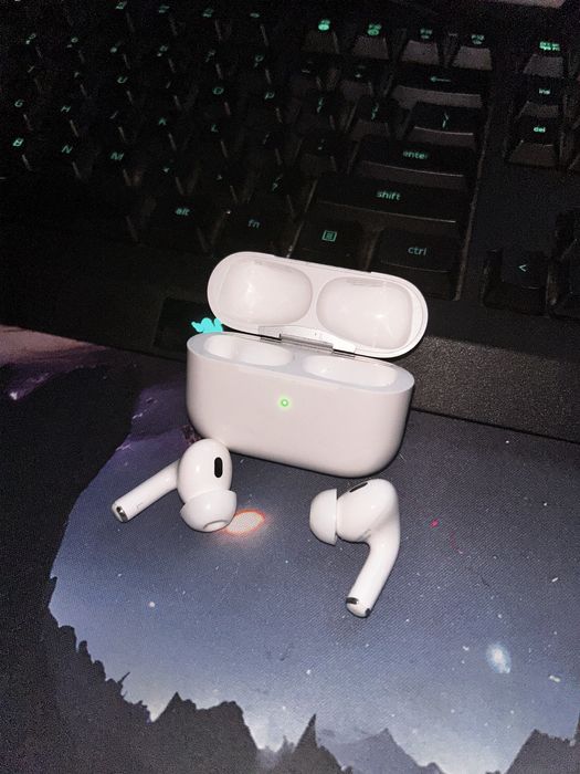 Vand casti air pods 2 pro