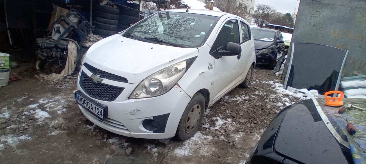 Chevrolet spark на части