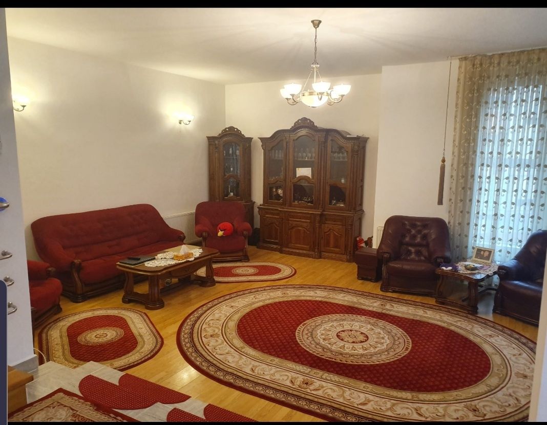 Casă Zorilor zona UMF