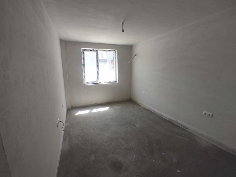 Продава се Тристаен апартамент в Пловдив, Остромила - 89 кв.м за 1293 €/кв.м - Снимка #4