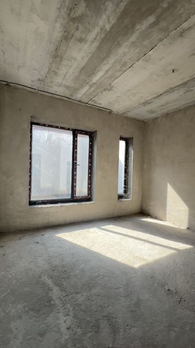 Продаю участок Амир Темур Мирзо-Улугбекский