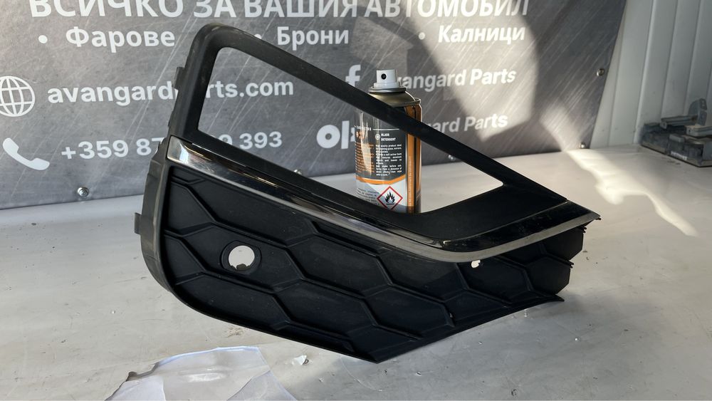 Дясна основа/решетка за халоген VW Amarok 2017-2020