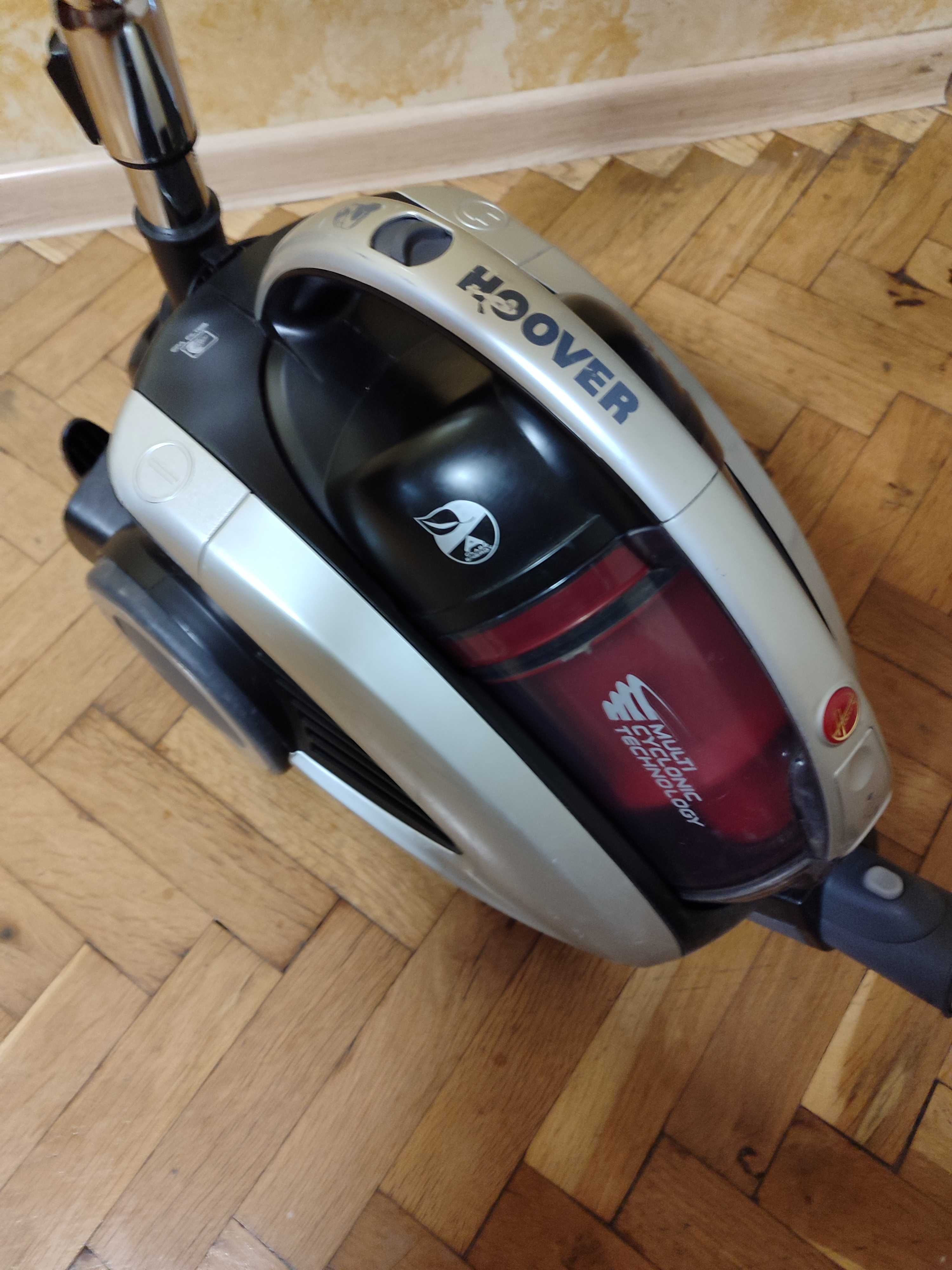 Прахосмукачка Hoover Curve CU71 700W