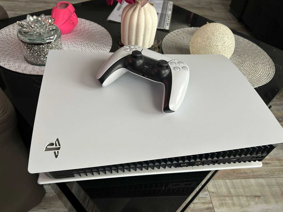 Playstation 5,запазен