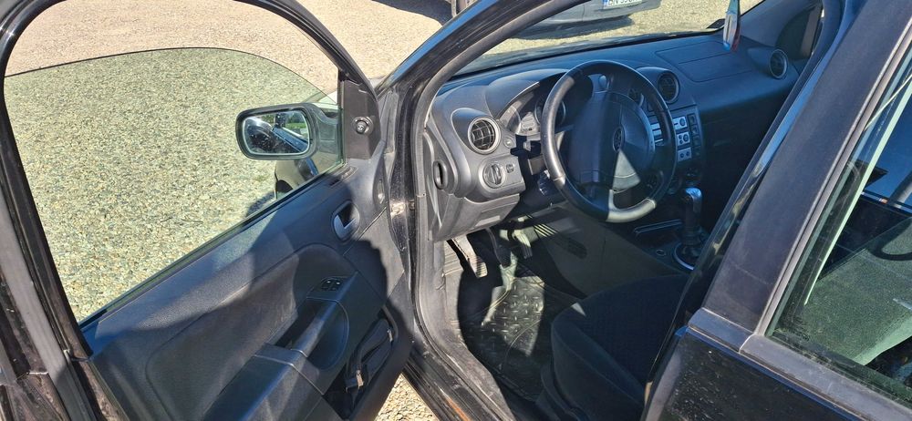 Vand Ford Fiesta