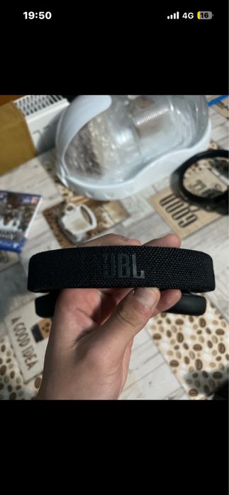 casti jbl live 660nc