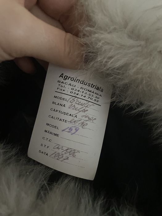 Caciula din blana de vulpe noua