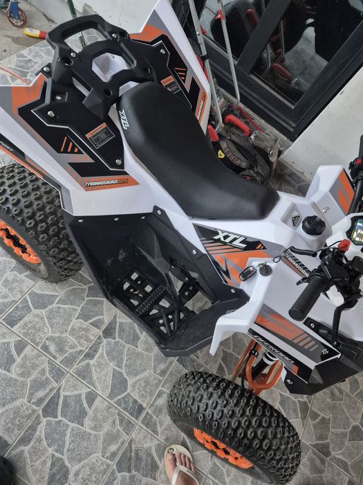 Atv nou Tyrannosaurus