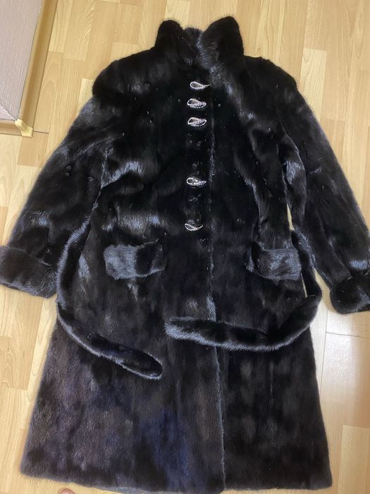 Продам норковую шубу
