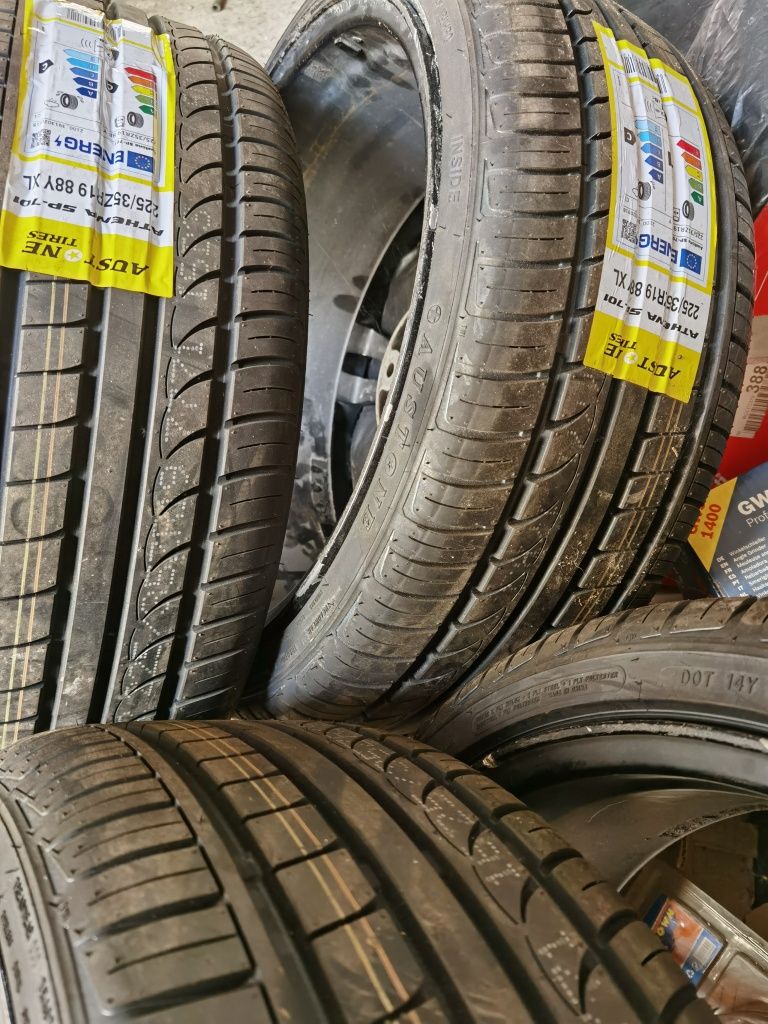 Чисто нови гуми 225/35R19 Austone