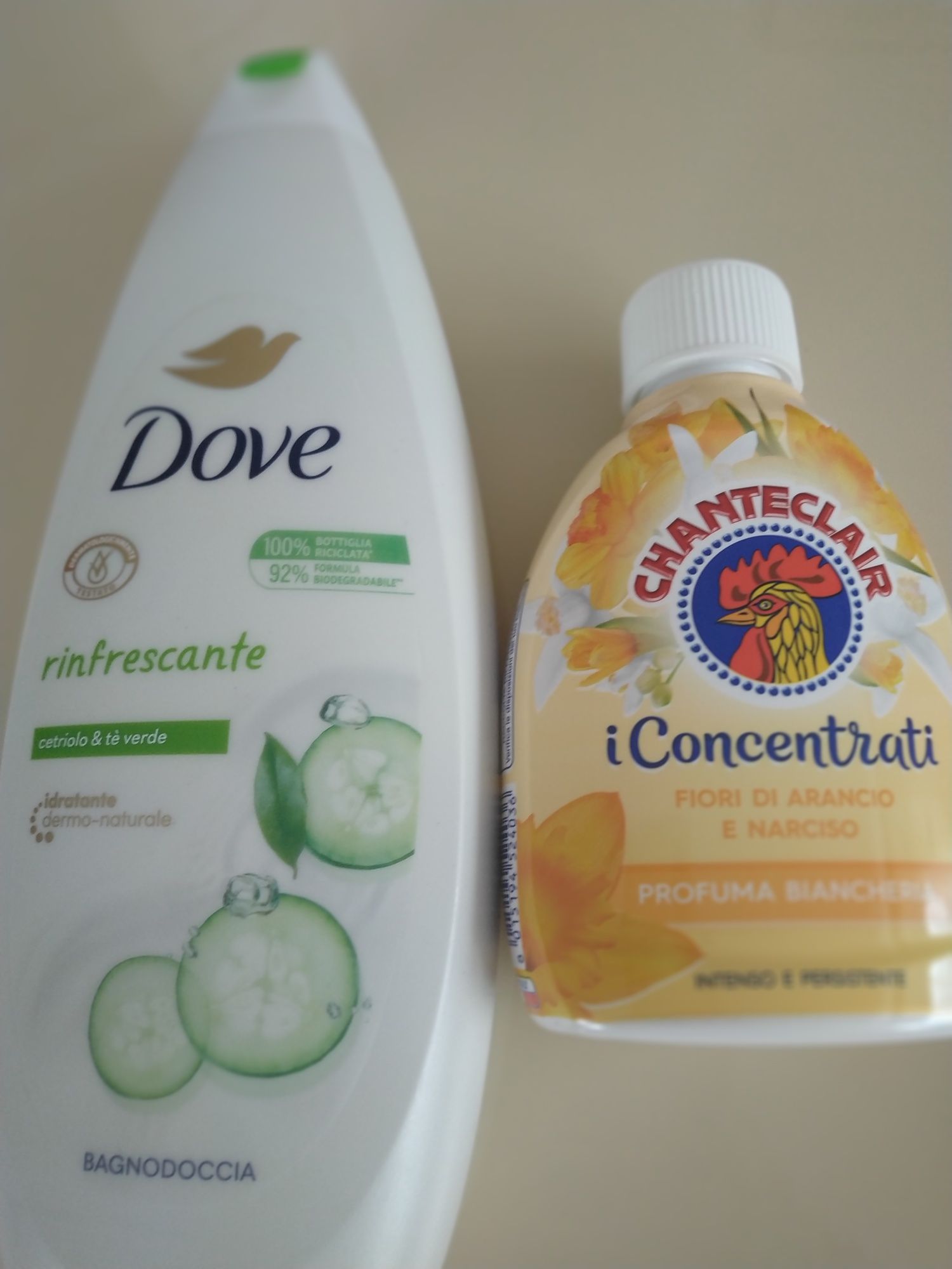 Gel de duș Dove(600ml), balsam de rufe concentrat(25lei)