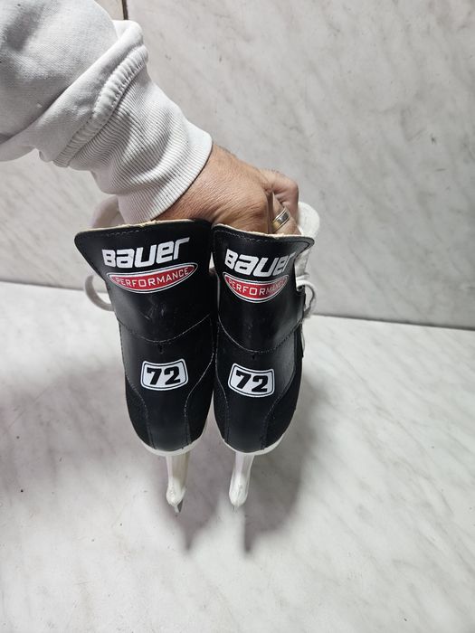 Patine 37 hochei hockey Bauer  marime 30-31  ( 19,5  cm)